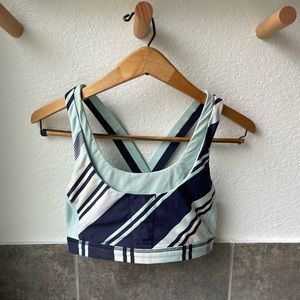 LULULEMON Stash N’ Run Blue Patterned Sports Bra | Size 8